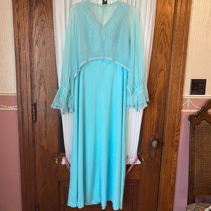 Vintage light blue dress with shawl